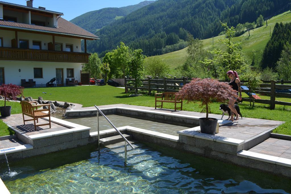 Hotel Sonja Cadipietra Exterior photo